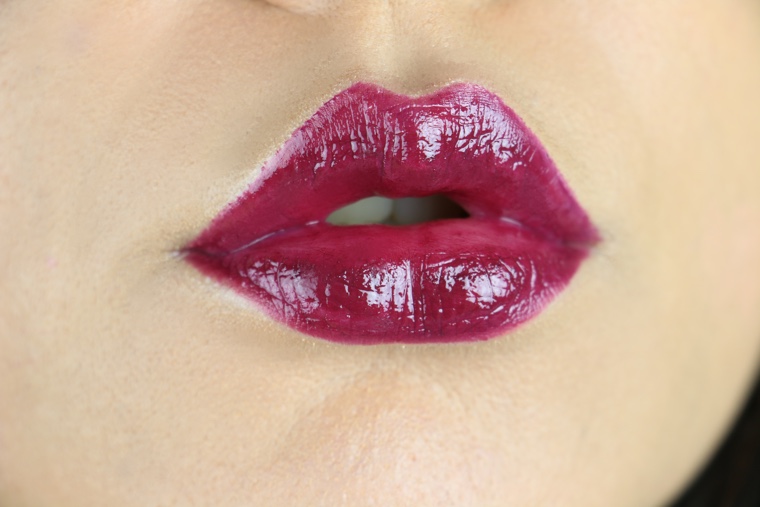 Anastasia Beverly Hills Lustrous Lipgloss in Black Cherry